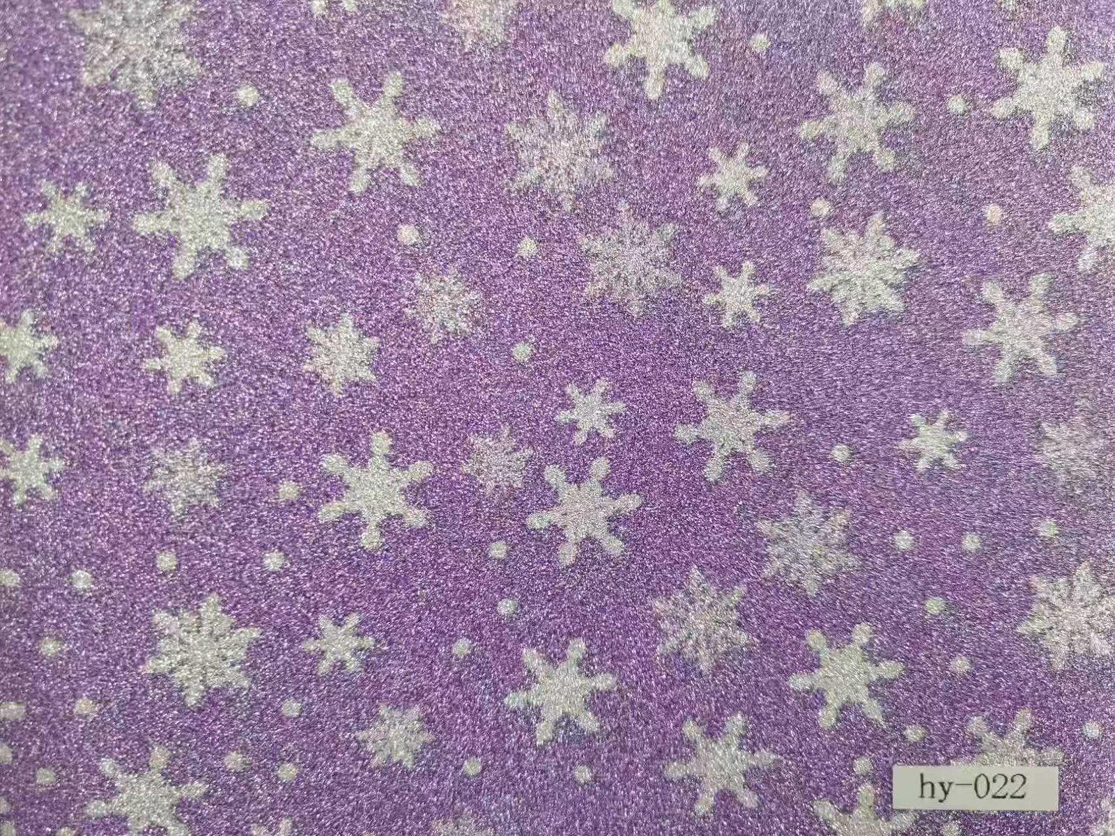 Self adhesive glitter film